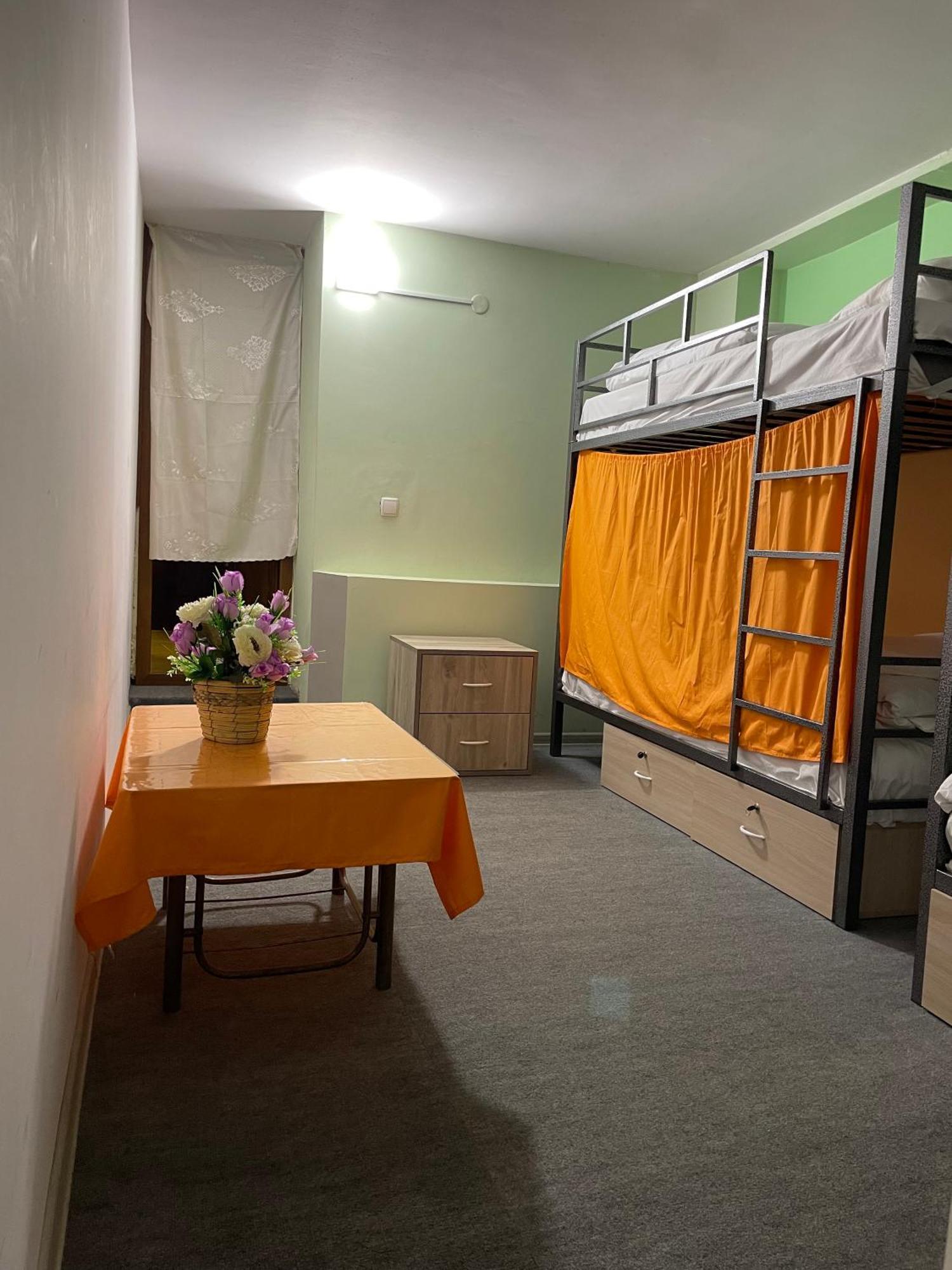N 1 Hostel Jereván Kültér fotó